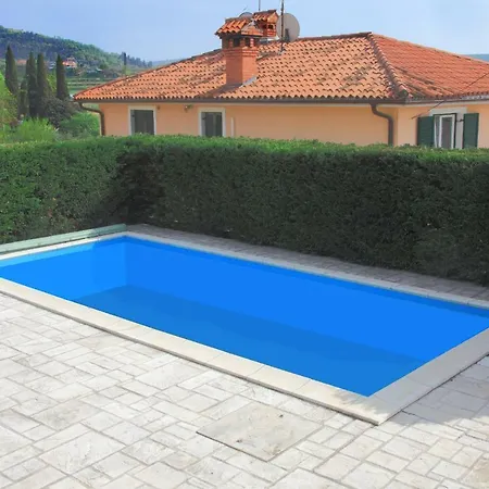 3 Bedroom In Parecag With A Swimming Pool *