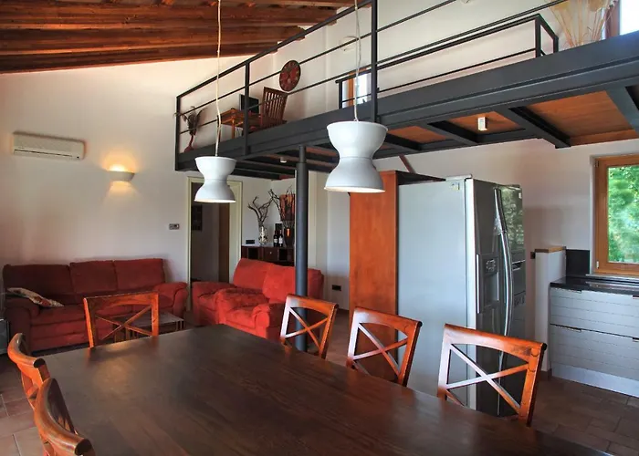 3 Bedroom In Parecag With A Swimming Pool ヴィラ *