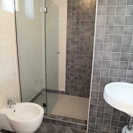 Villa 3 Bedroom In Parecag With A Swimming Pool *