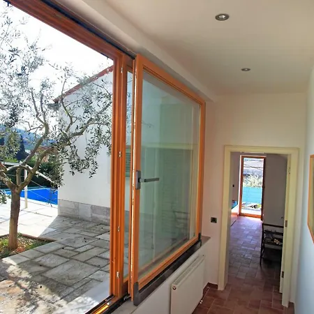 Spacious In Parecag With A Swimming Pool Willa