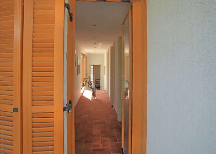 3 Bedroom In Parecag With A Swimming Pool Вилла *